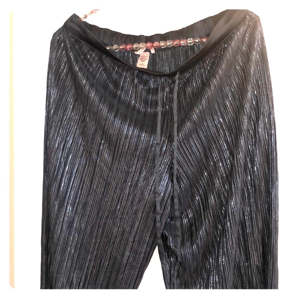 Victoria’s Secret pant foil M silver